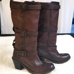 FRYE Women lather boots size 6.5